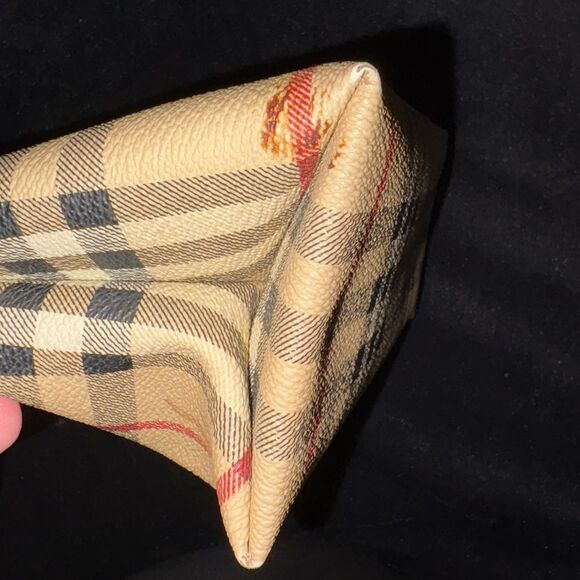 Used in great condition Burberry Beige and Brown Checkered Women's small tote - Picture 3 of 9